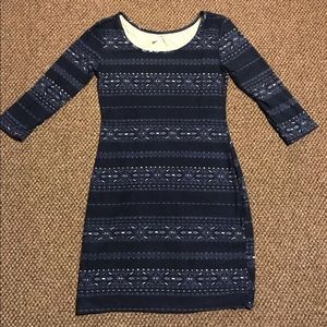Medium Navy Dress! 3/4 sleeve